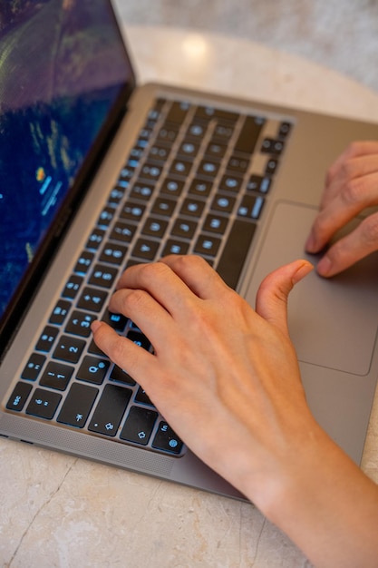 Machine learning algorithms and neural network visualization